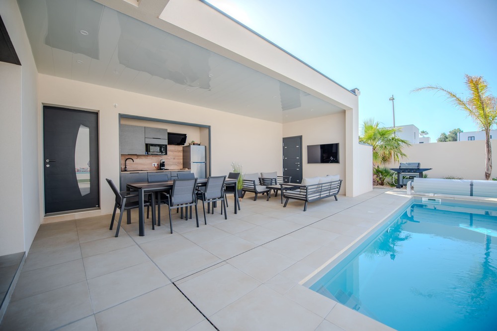 Art extérieur de maison construite par Maison Kamci à Narbonne