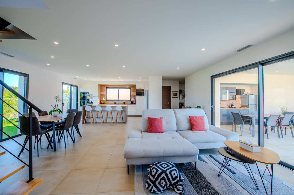 Intérieur d'une maison construite par Maison Kamci